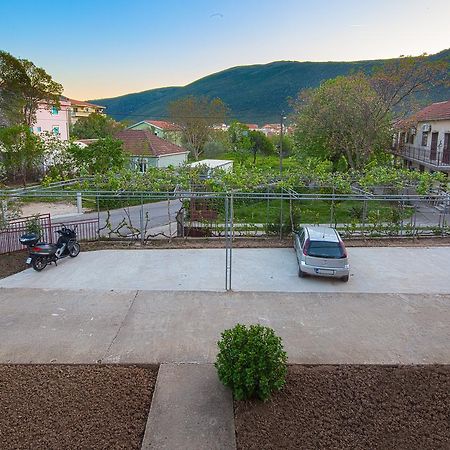 Beluga Appartement Budva Buitenkant foto