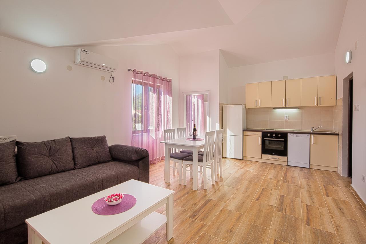 Beluga Appartement Budva Buitenkant foto
