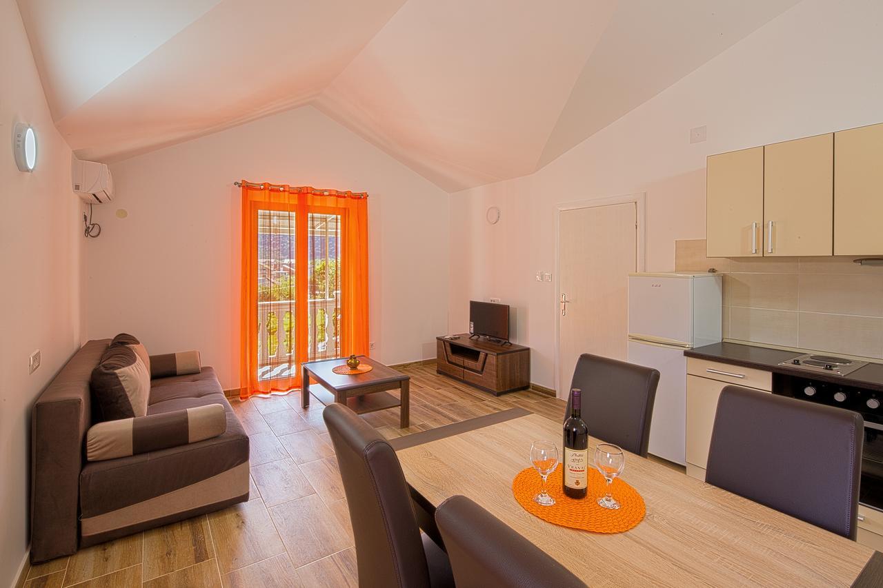 Beluga Appartement Budva Buitenkant foto