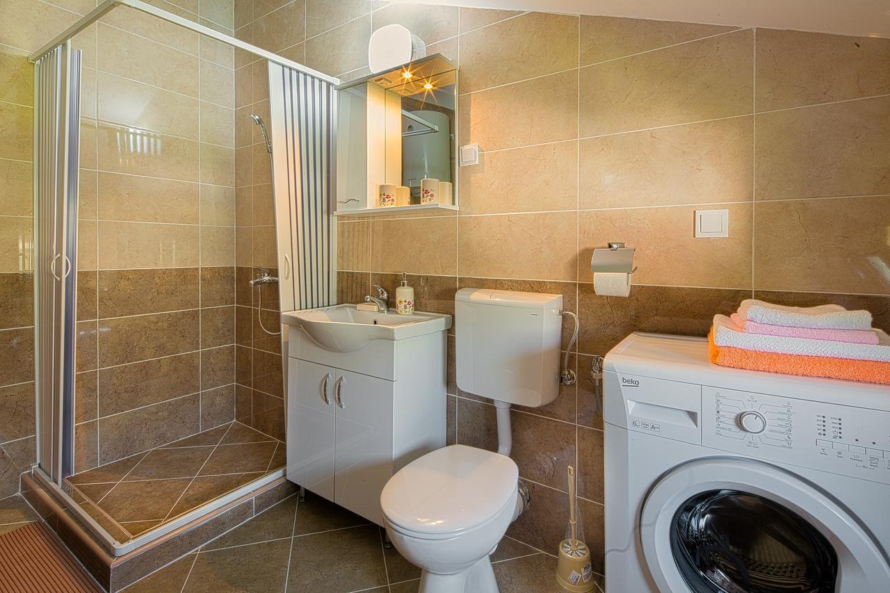 Beluga Appartement Budva Buitenkant foto